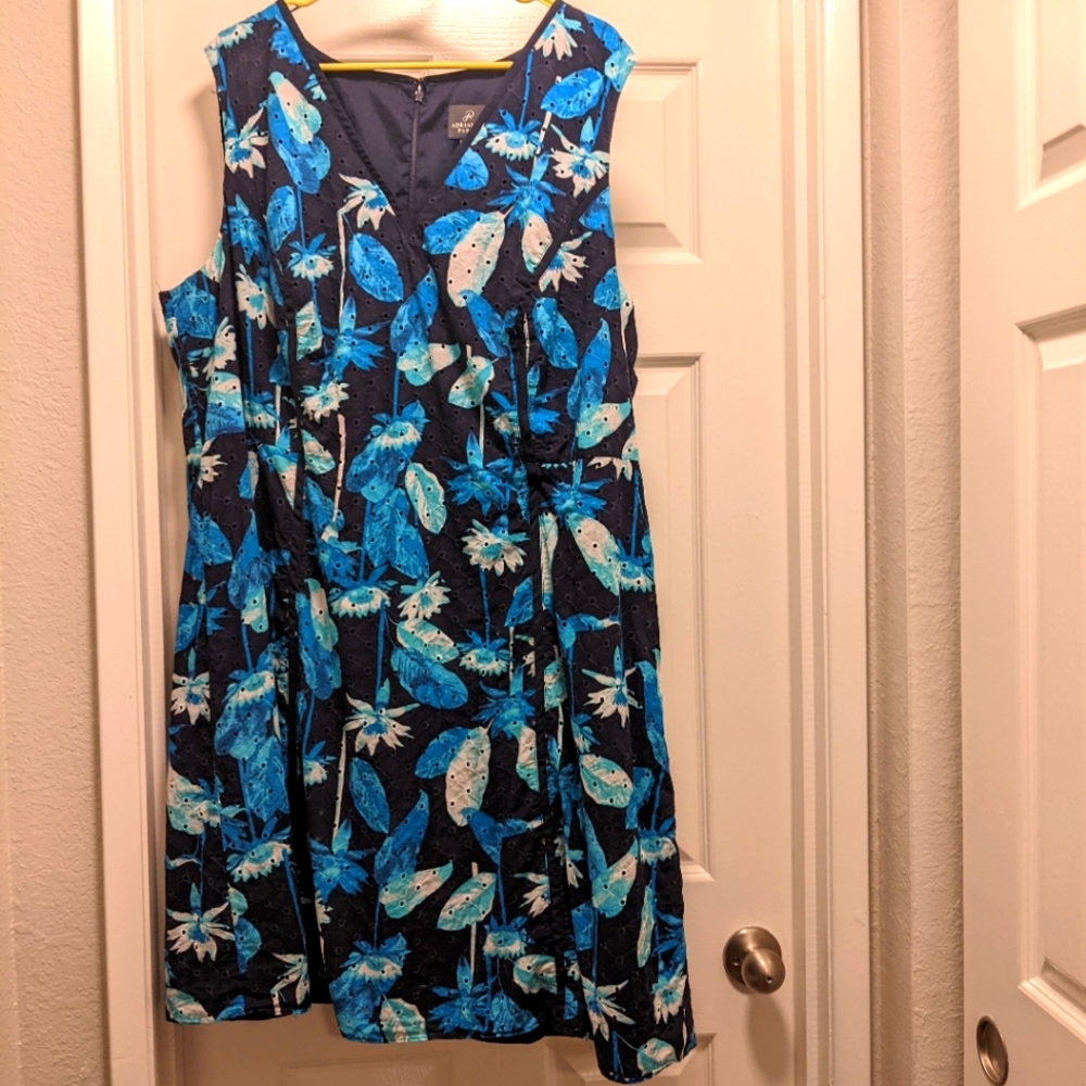 Water Lilies Mini Sheath Dress Adrianna Papell
